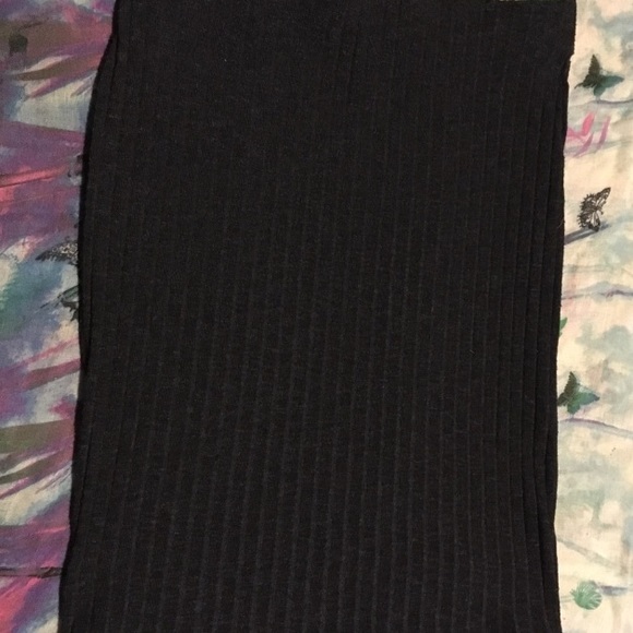 FOREVER 21 Pencil Skirt 😍 - Picture 3 of 5